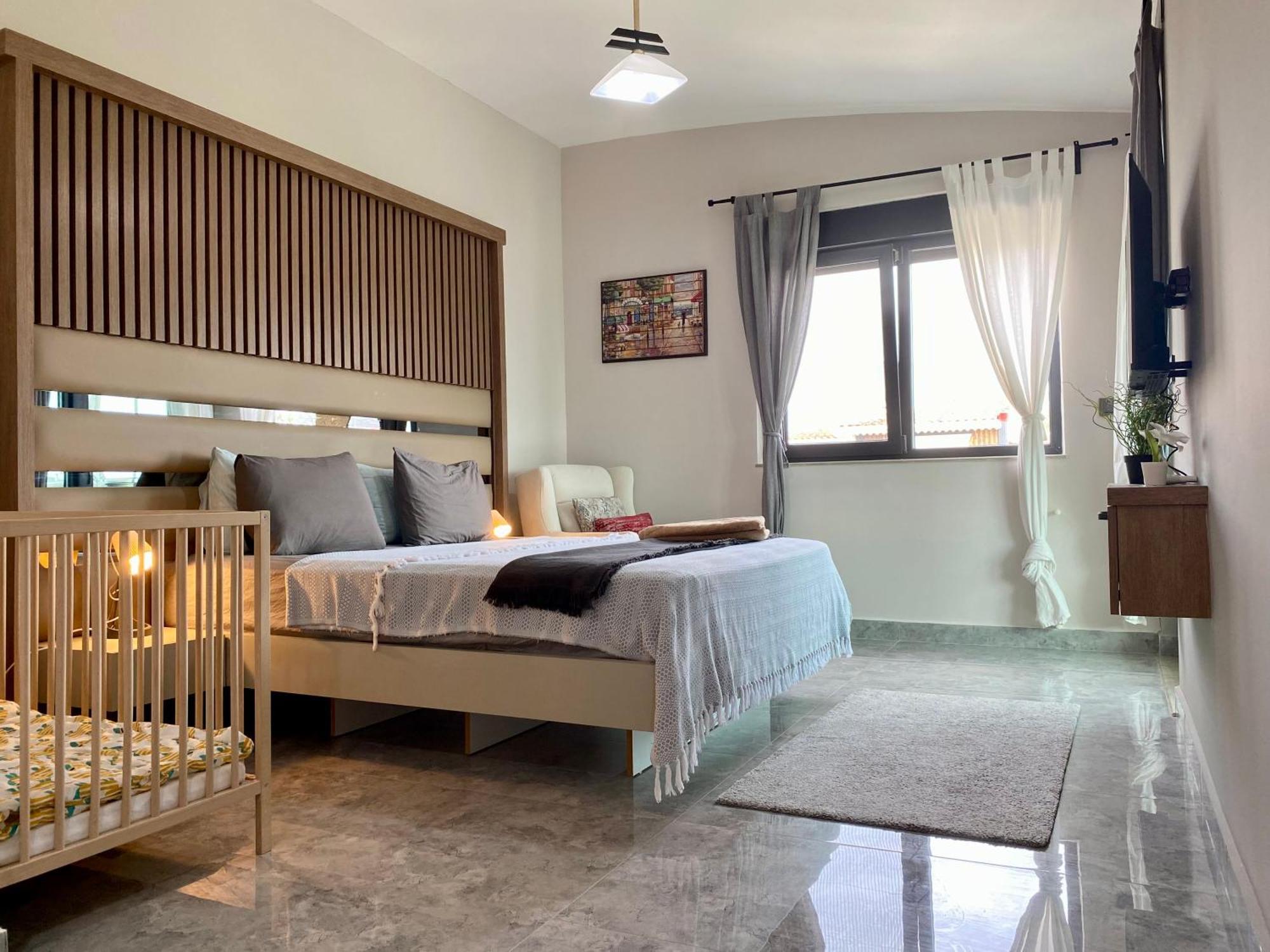 Villa Annabell1 With Swimming Pool And Jacuzzi, 3 Floors