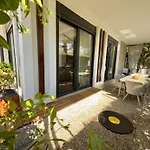 Villa Annabell1 With Swimming Pool And Jacuzzi, 3 Floors