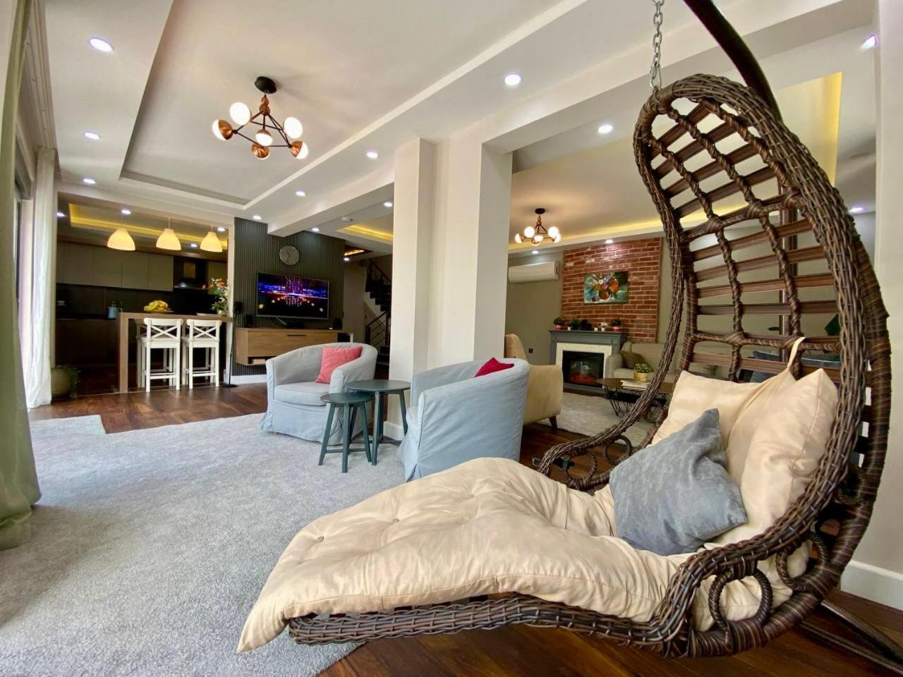 Villa Annabell1 With Swimming Pool And Jacuzzi, 3 Floors Belek