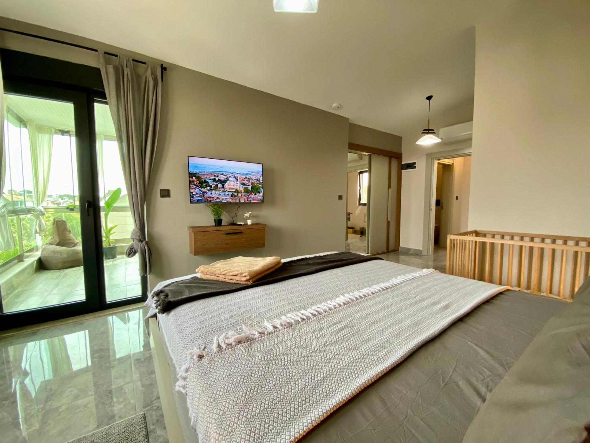 Villa Annabell1 With Swimming Pool And Jacuzzi, 3 Floors Belek